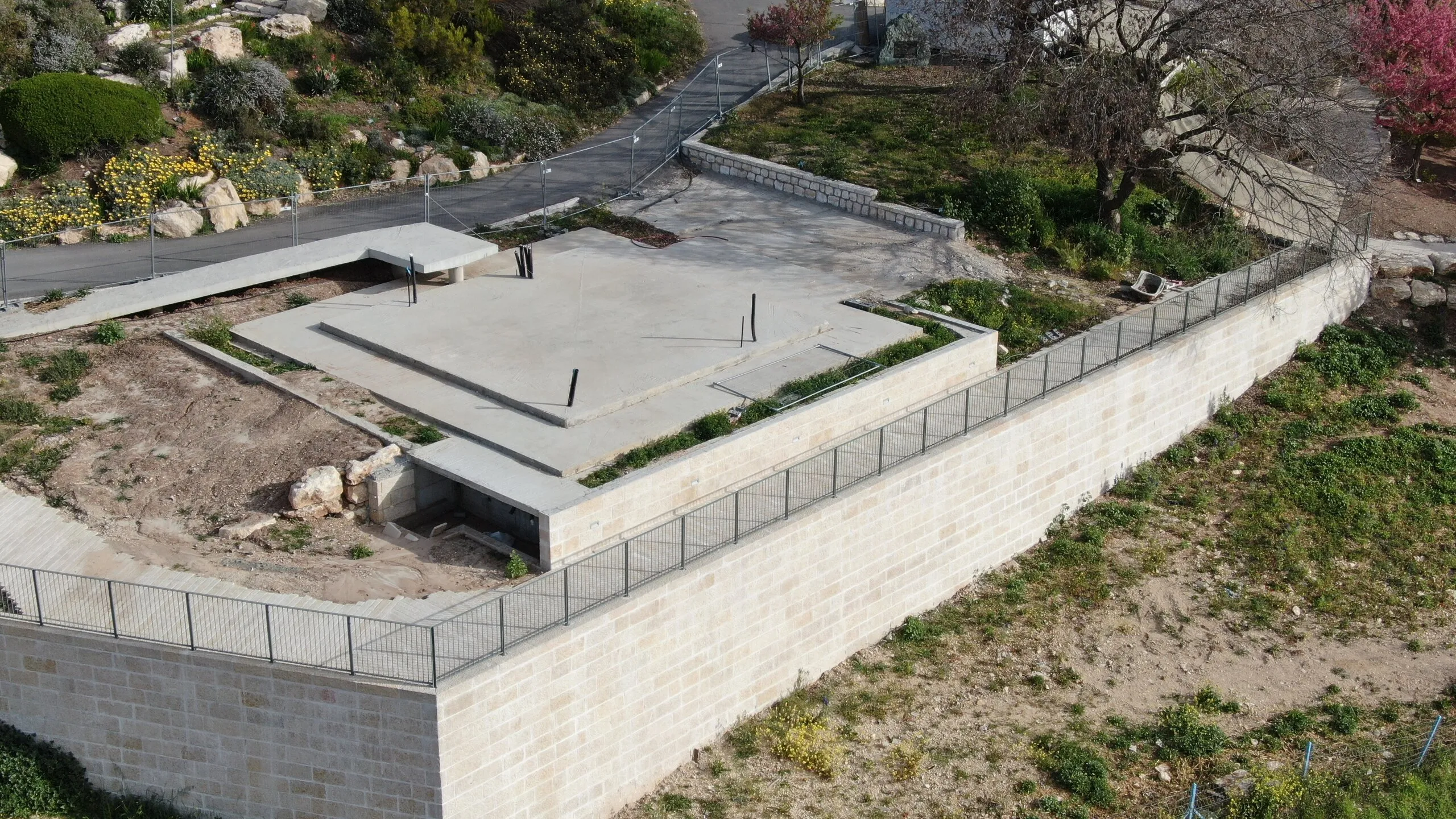 הפגודה היפנית, הגן הבוטני האוניברסיטאי ירושלים, צילום מהשטח 5